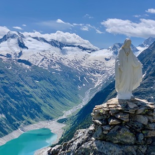 Madonna statue on Berliner Alpine path in Zillertal