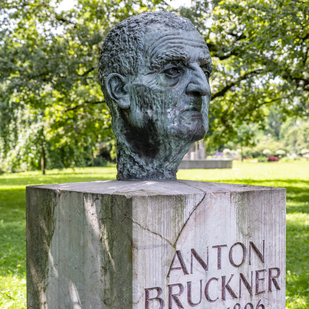 Anton Bruckner monument Linz