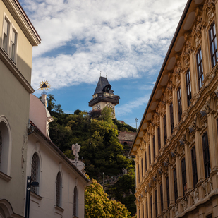 Grüne Stadterlebnisse Graz, Schlossbergplatz