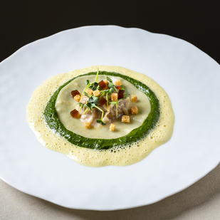 Landhaus Bacher - "Tafelspitzraviolo" (raviolo filled with boiled beef)