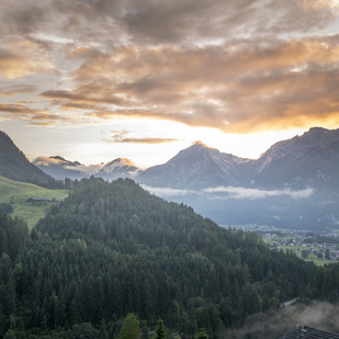 Sonnenuntergangswanderung im Alpbachtal