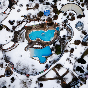 Rogner Bad Blumau – Winteransicht aus der Vogelperspektive