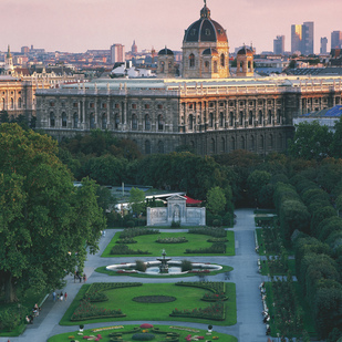 Vienna Museum of Natural History and Volksgarten Park