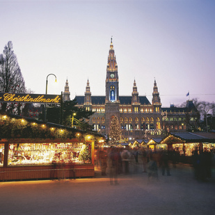 Christmas Market in Vienna Town Hall